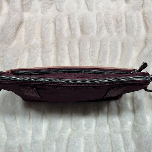 Retired Lug Pirouette Quilted RFID 2-in-1 Crossbody & Belt Bag in Wine Blush - Picture 4 of 10